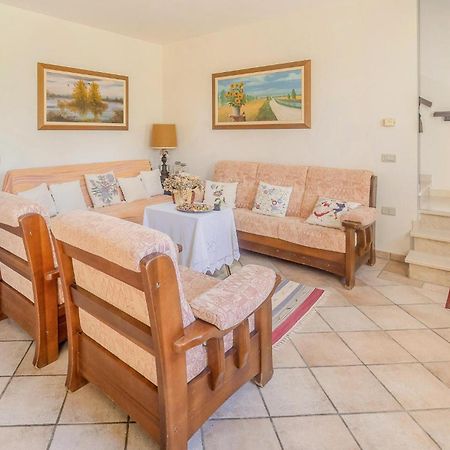 Awesome Home In Ariano Nel Polesine With Kitchen San Basilio Εξωτερικό φωτογραφία