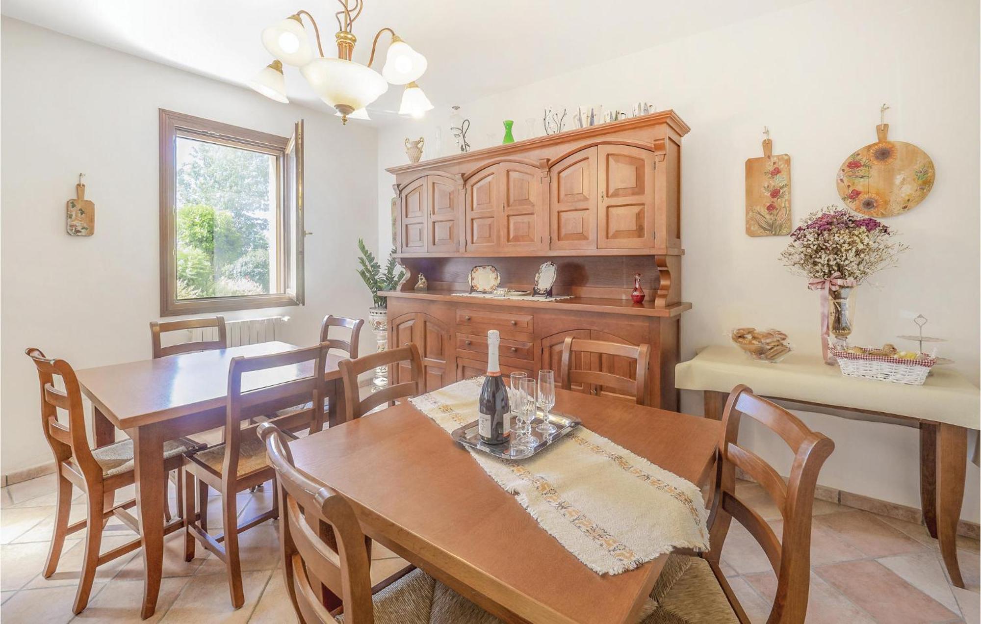 Awesome Home In Ariano Nel Polesine With Kitchen San Basilio Εξωτερικό φωτογραφία