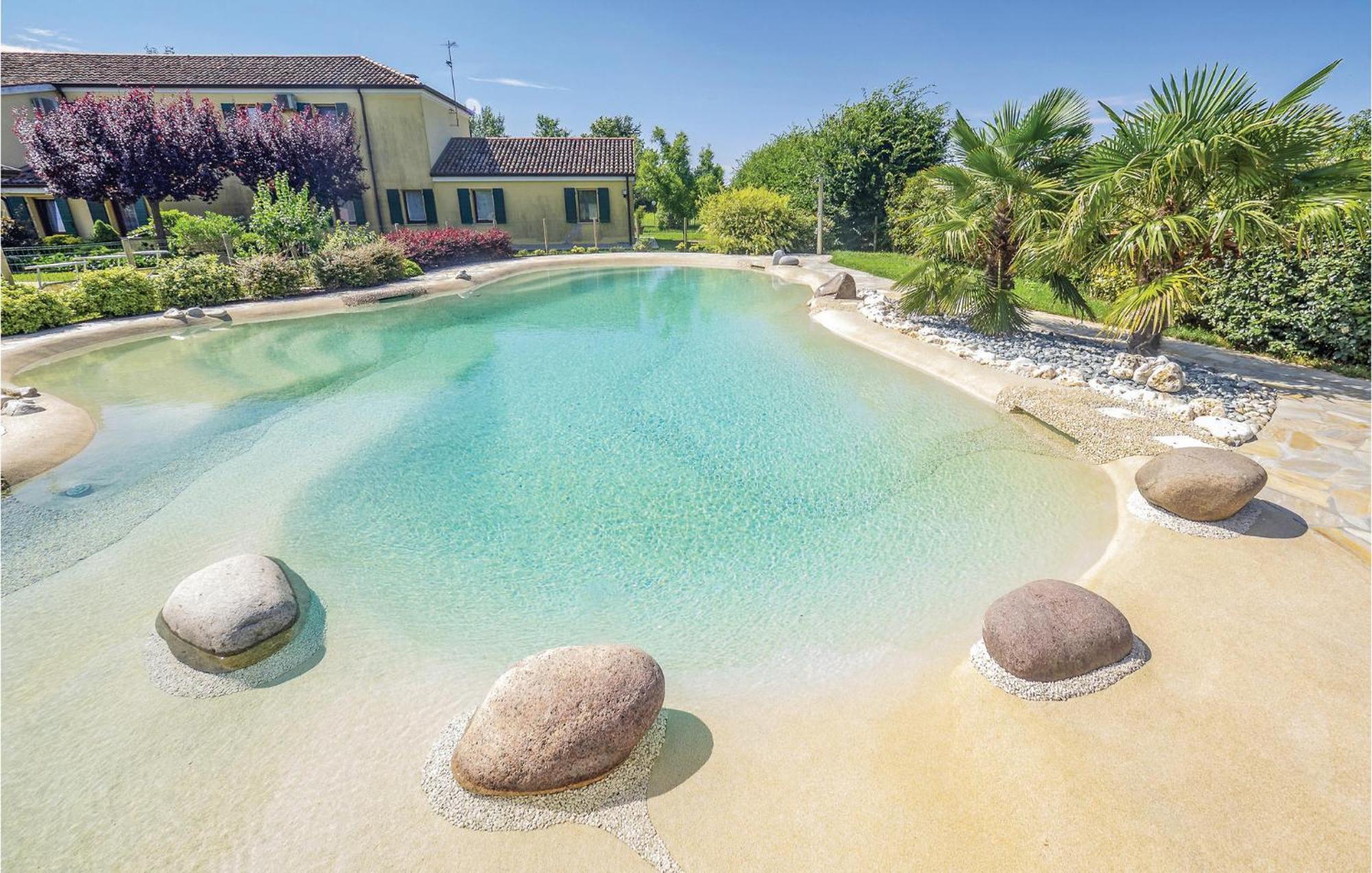 Awesome Home In Ariano Nel Polesine With Kitchen San Basilio Εξωτερικό φωτογραφία