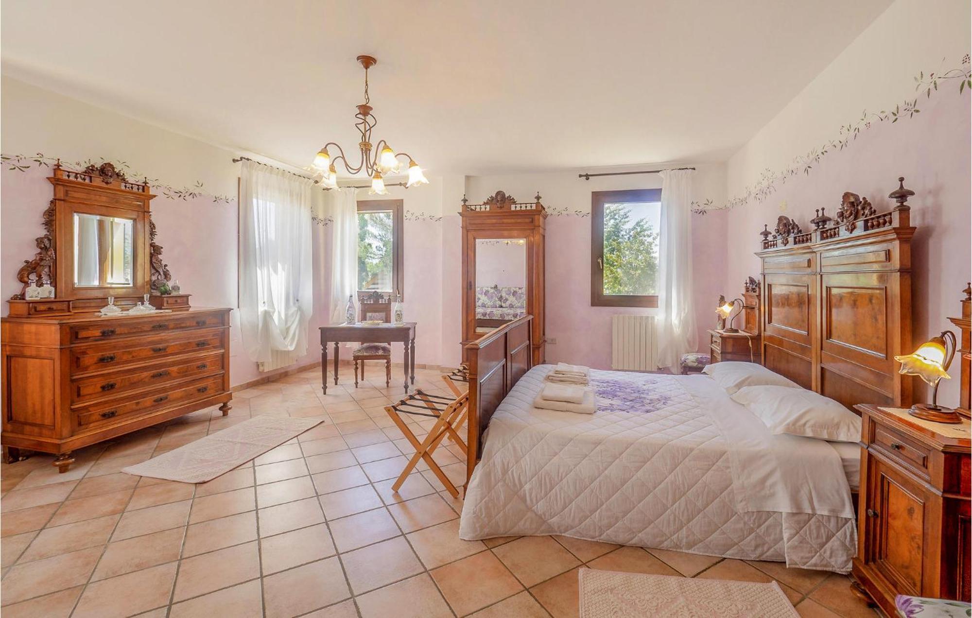 Awesome Home In Ariano Nel Polesine With Kitchen San Basilio Εξωτερικό φωτογραφία